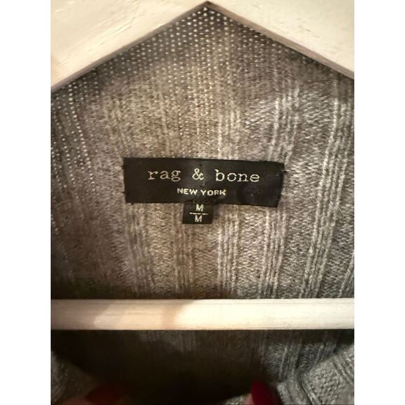 Rag & Bone Gray Merino Wool Twist Front Shoulder Button Sweater sz M - Picture 9 of 12